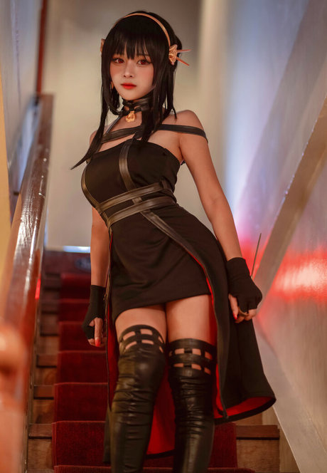 Mingmihoo nude actress photos