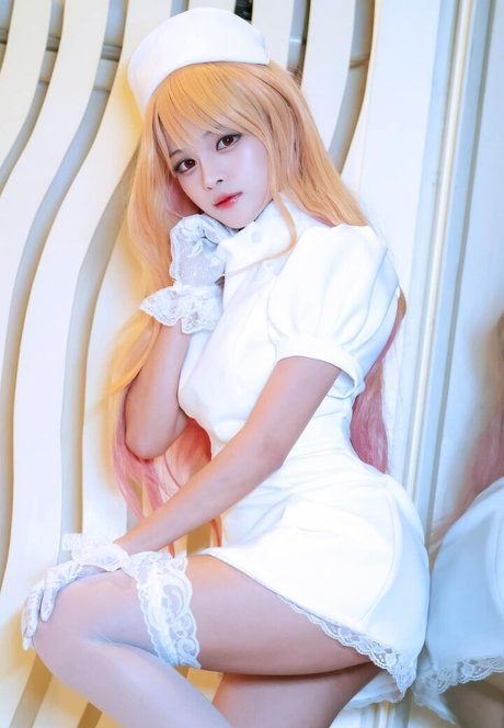 Mingmihoo naked model pics