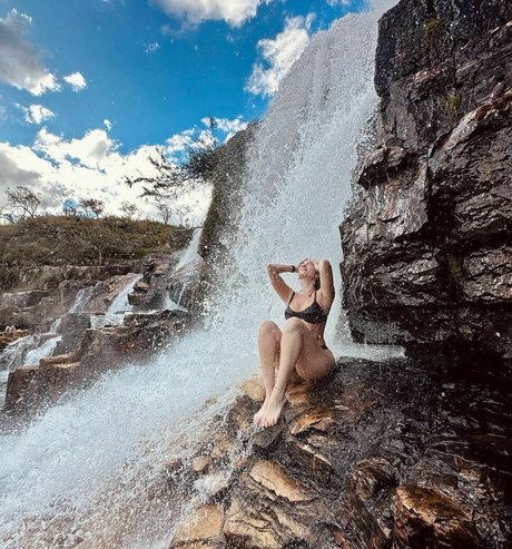 Ana Clara Lima hot star images