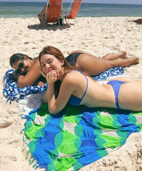 Ana Clara Lima star pretty img