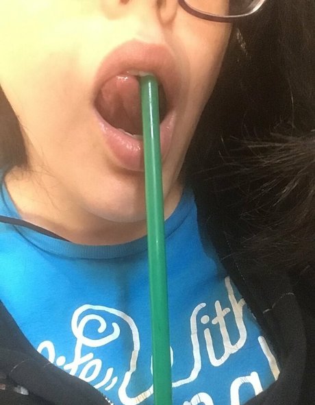 beautiful japanese onlyfans exclusive pictures