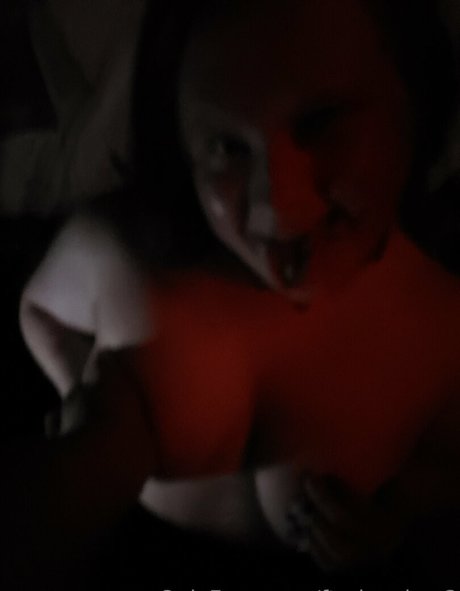 ftmincubus2 model erotic img