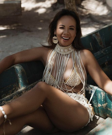 Team Amasian sexy actress img