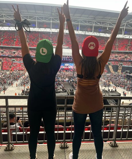 Team Amasian nudes star picture