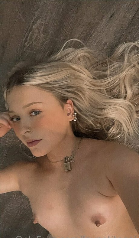 teen lesbian onlyfans porn images