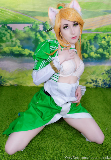 freeeroticneko naked model img