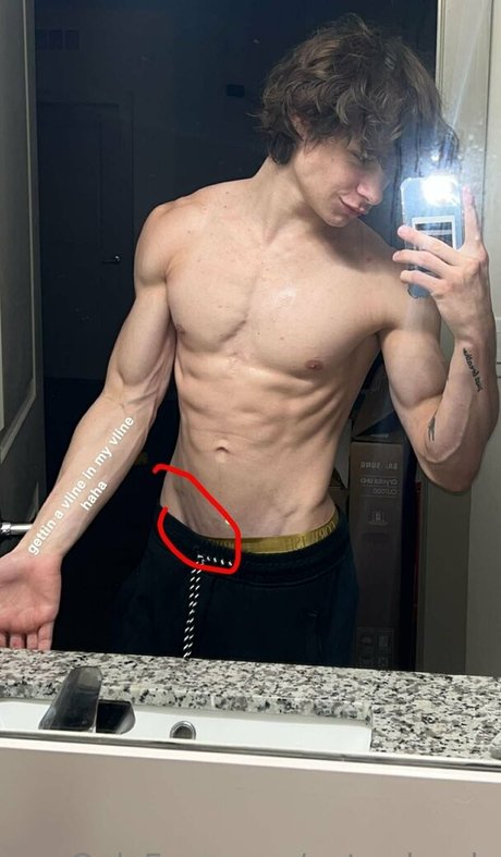 nate shreds art star image