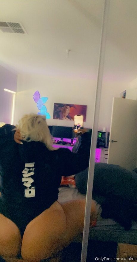 kayshablake model naked img