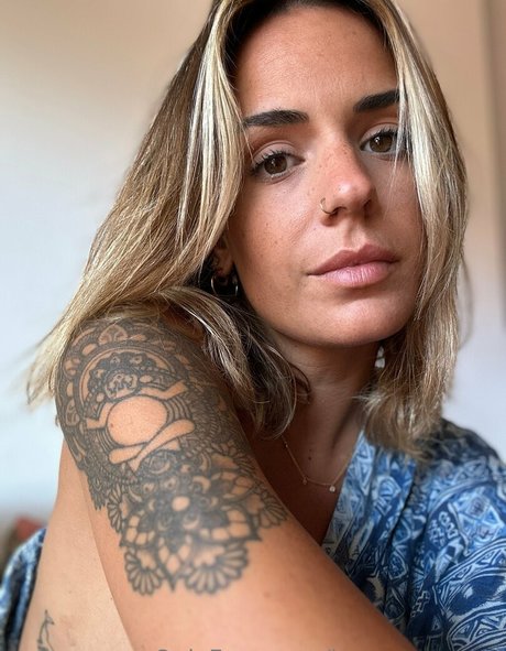 lanamonroexo model sex archive