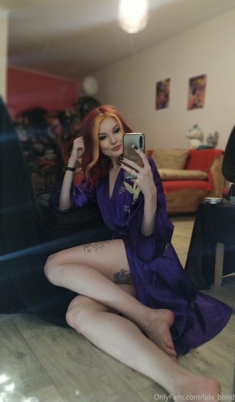 lida bond nude model galleries