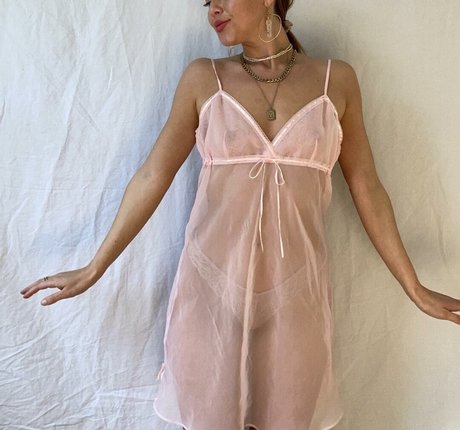 Veronica Desjardins sexy model picture