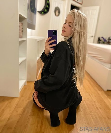 stasiaofficial top pornstar pictures