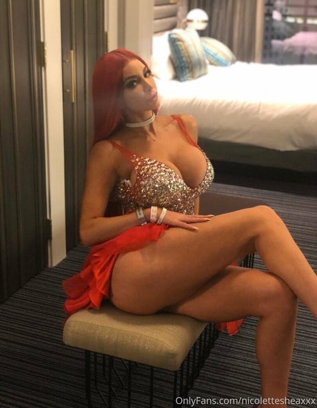 nicolettesheasquad pornstar hd gallery