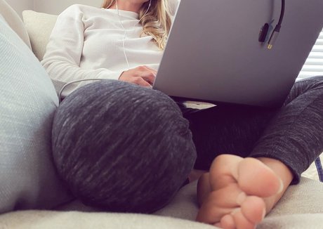 NakedBakers star perfect pic