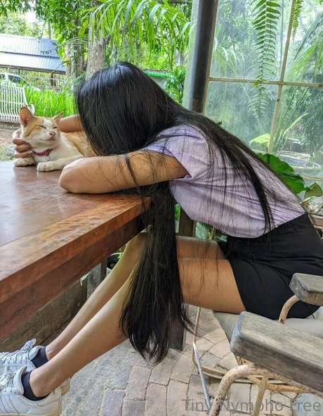 tiny nympho free nice star photos