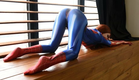 evenink free model photo