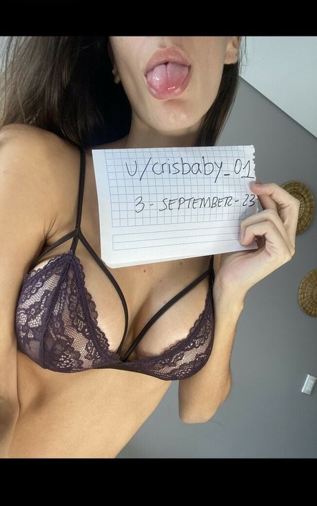 Miss Criss hd actress photo