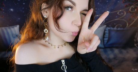 KittyKlaw ASMR model erotic img