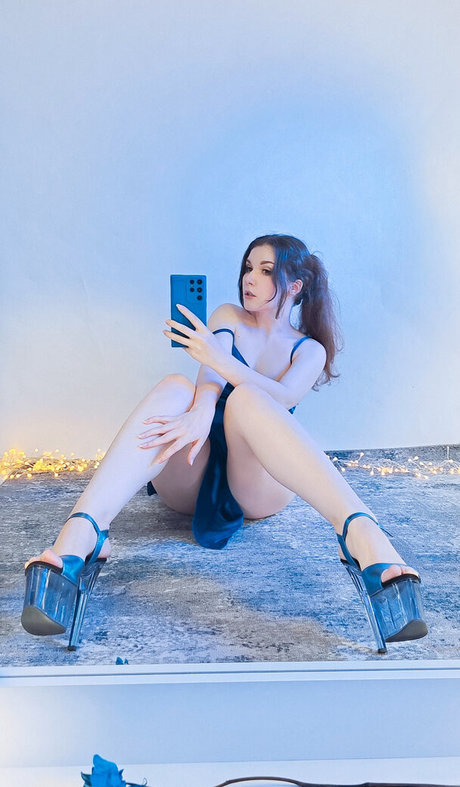 KittyKlaw ASMR exclusive star photos