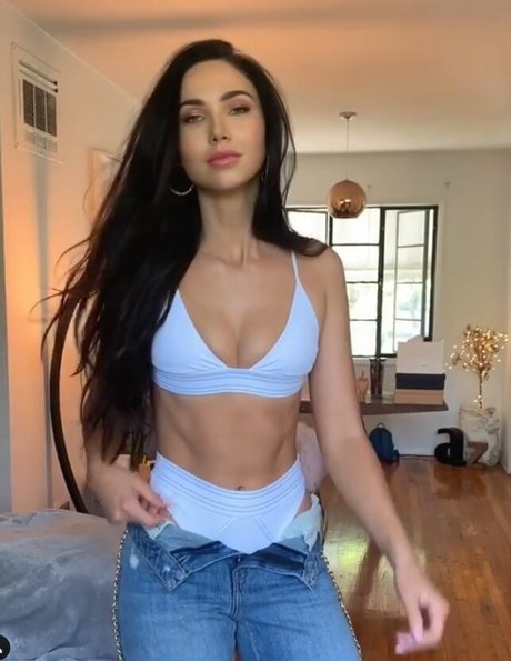 40 years old onlyfans hot pic