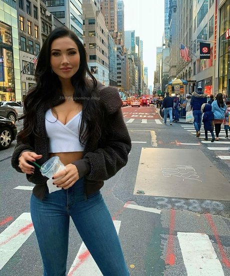 Jessica Green nice model pics