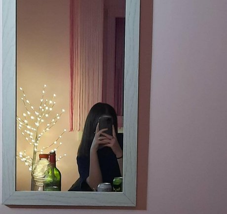 valya_ pornstar art image