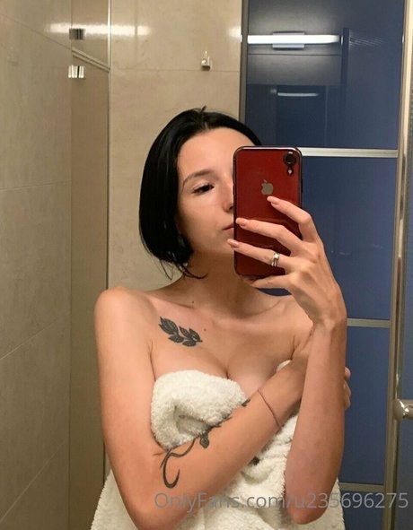 lily shine hot model galleries