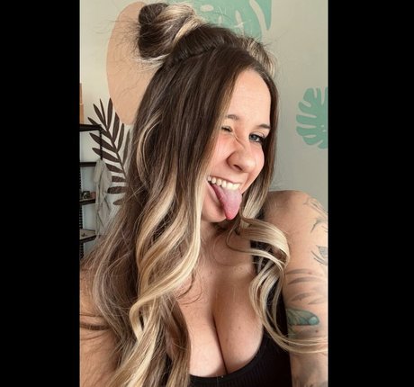 popular onlyfans beautiful xxx gallery