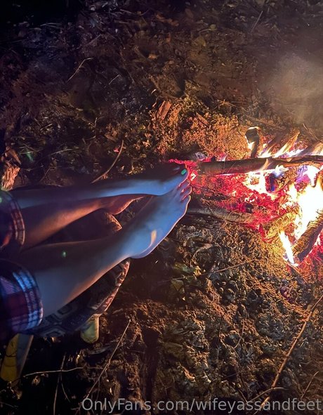 wifeyassandfeet star pornographic gallery