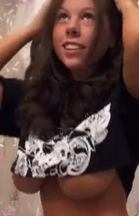 bethanylouwhoo star free pictures