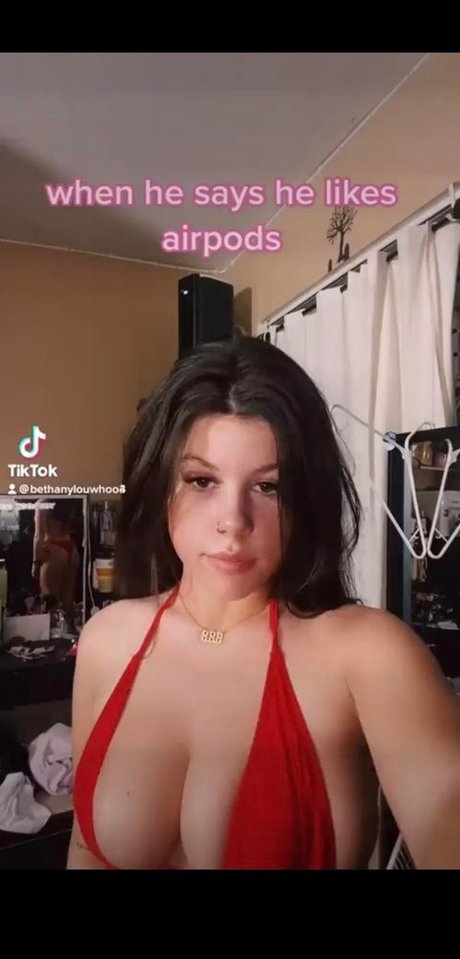 bethanylouwhoo erotic actress pic