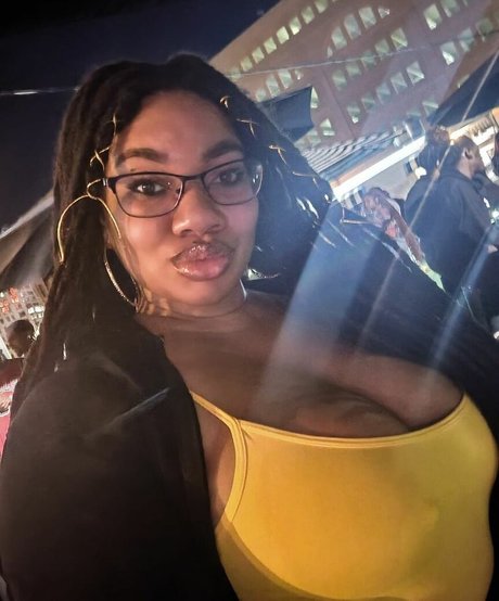 fat mature onlyfans erotic pictures