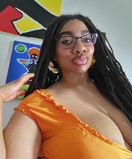 Locked Honey Princess star free pic