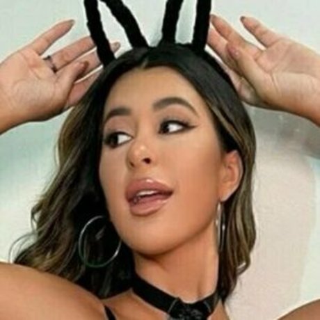 devilsbunni66 exclusive model picture