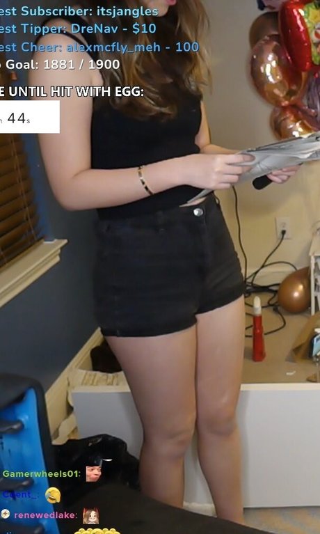 ExtraEmily pornstar nude pic