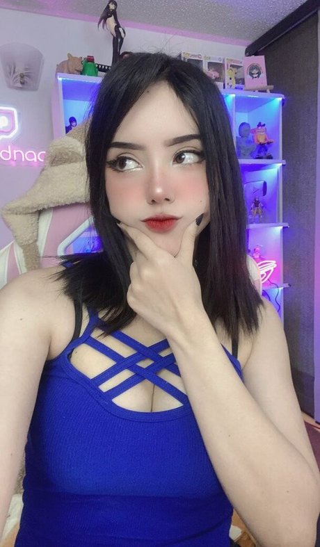 Itsmidna model hot gallery