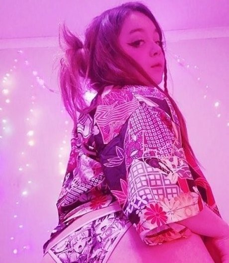 CaritoMandarina star adult pic