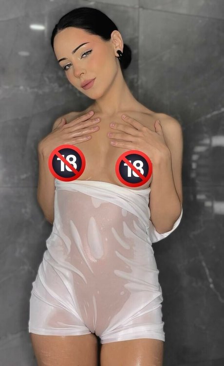 girl of yourdreams nudes star gallery