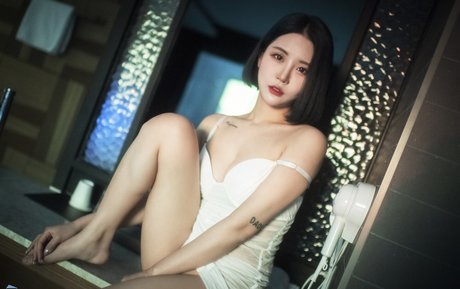 milf shower onlyfans top gallery