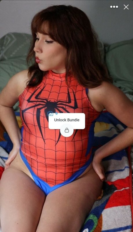 Abelina Sabrina nice actress pics