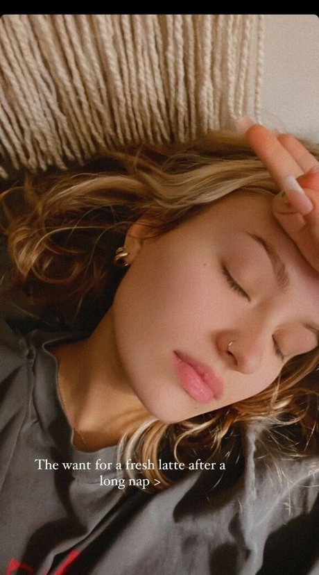 Miahandley pornstar best photos