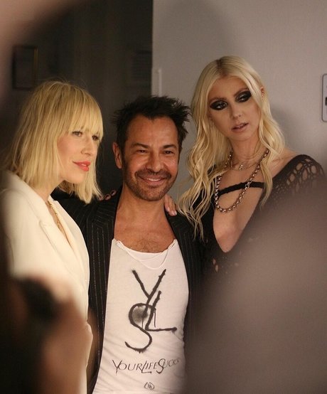 Taylor Momsen perfect pornstar image