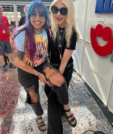 milf trans onlyfans free naked pics