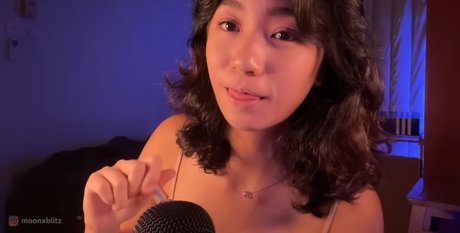 Moon Blitz Asmr art actress gallery