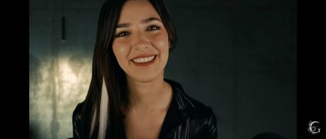 ASMR Glow star nude pics