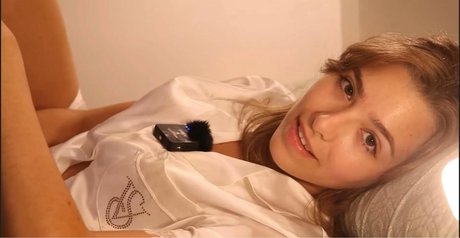 ASMR Glow hd actress pics