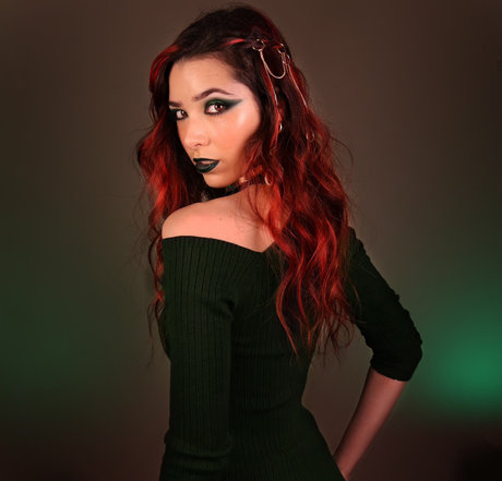 curvy muscle onlyfans top img