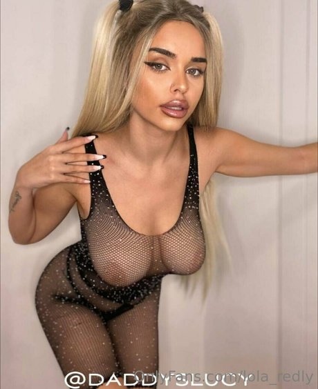 lola redly model naked pictures