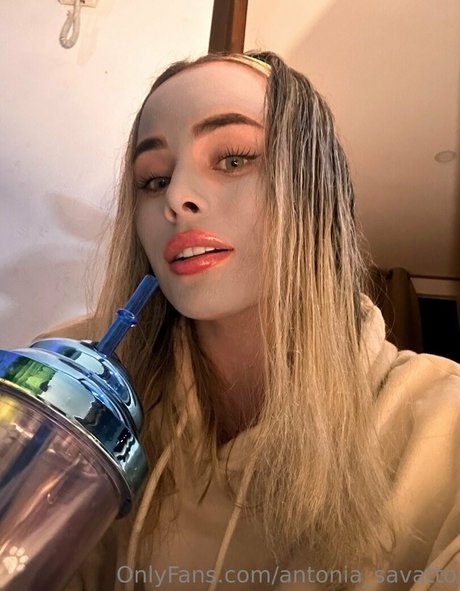 antonia savatto erotic model archive