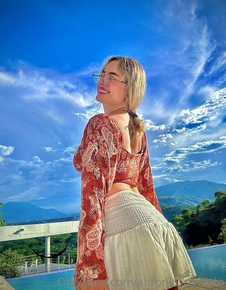 antonia savatto pornstar hd photos